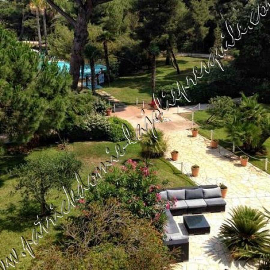 Magnifique Parc De La Presqu'Ile Avec Piscine Et Plage Face A Porquerolles ! Hyères المظهر الخارجي الصورة